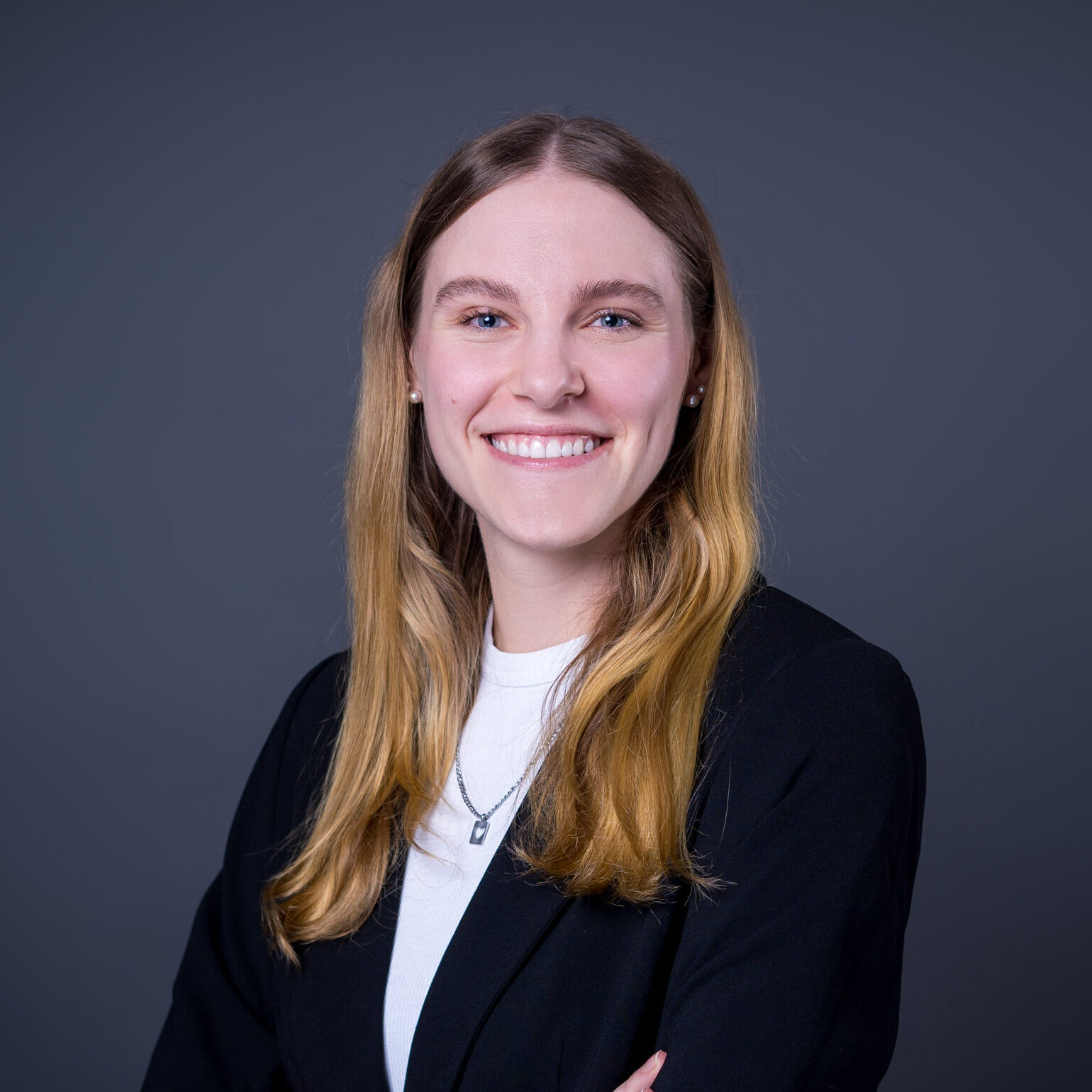 241107_1635_Marit_Linzner_by_Marc_Feix_Photography_001-3_low_resolution